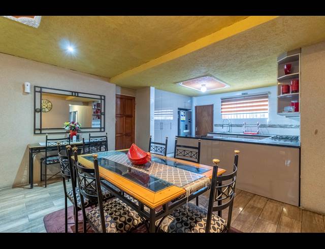 5 BEDROOM HOUSE FOR SALE IN ORMONDE